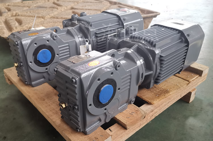 KA37系列減速機通孔輸出，配電機實物圖