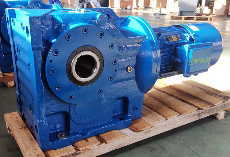 KA127減速機 輸入配制動電機 通孔輸出 實物圖